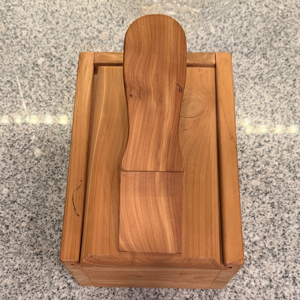 Cedar Shoe Shine Box